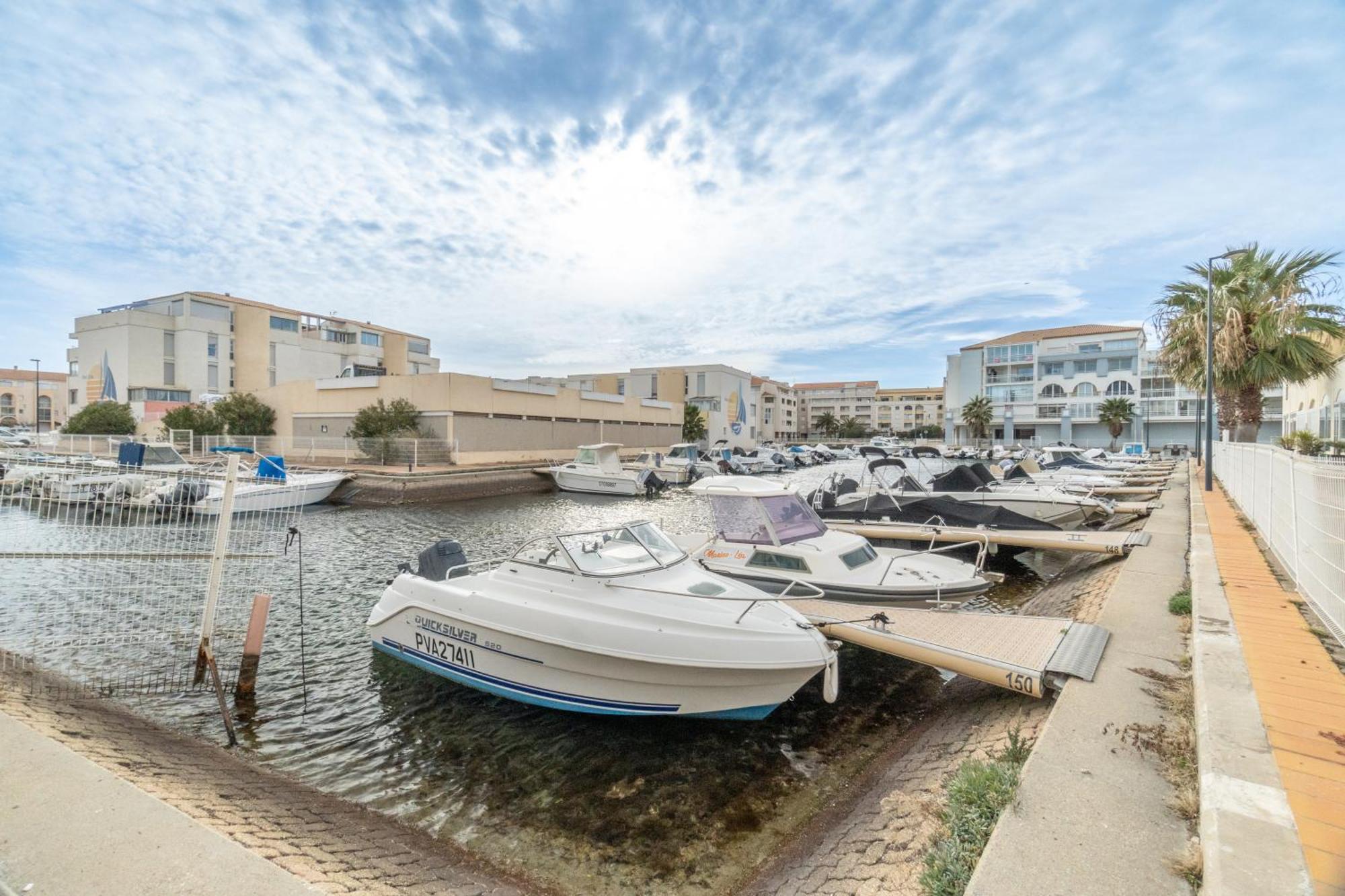 Appt T2 Cabine Clim Parking Privee Vu Mer Sète Buitenkant foto